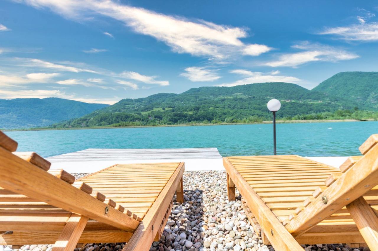 Montekarlo Na Drini Bed & Breakfast Mali Zvornik Dış mekan fotoğraf