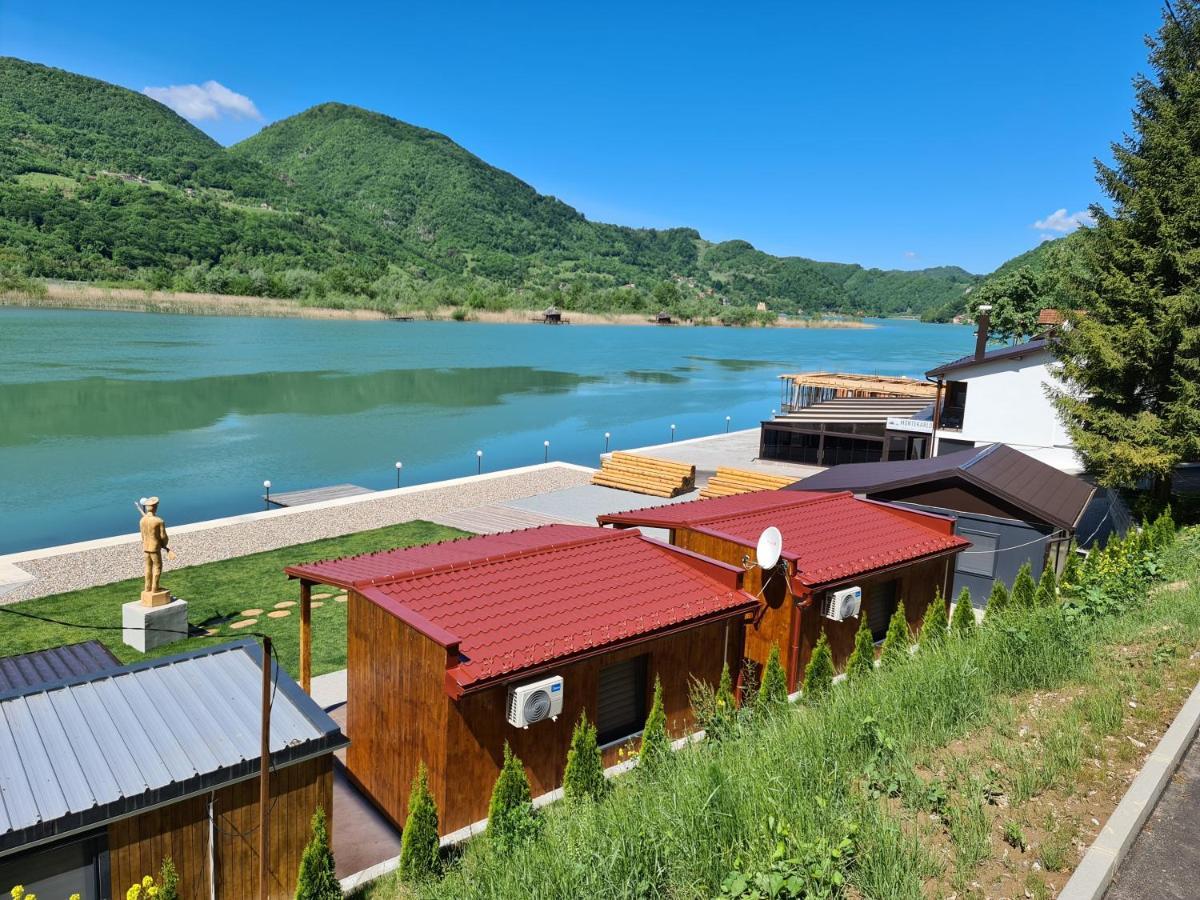 Montekarlo Na Drini Bed & Breakfast Mali Zvornik Dış mekan fotoğraf