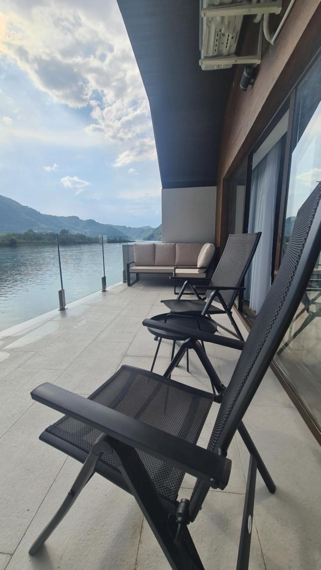 Montekarlo Na Drini Bed & Breakfast Mali Zvornik Dış mekan fotoğraf