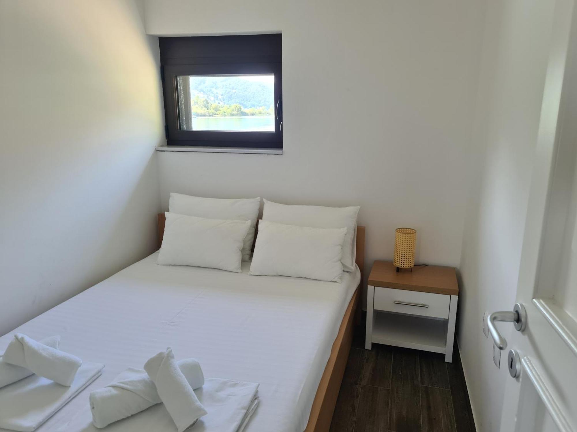 Montekarlo Na Drini Bed & Breakfast Mali Zvornik Dış mekan fotoğraf